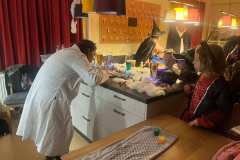 2025-10-31-Halloween-Zu-Besuch-in-der-Hexen-WG-5